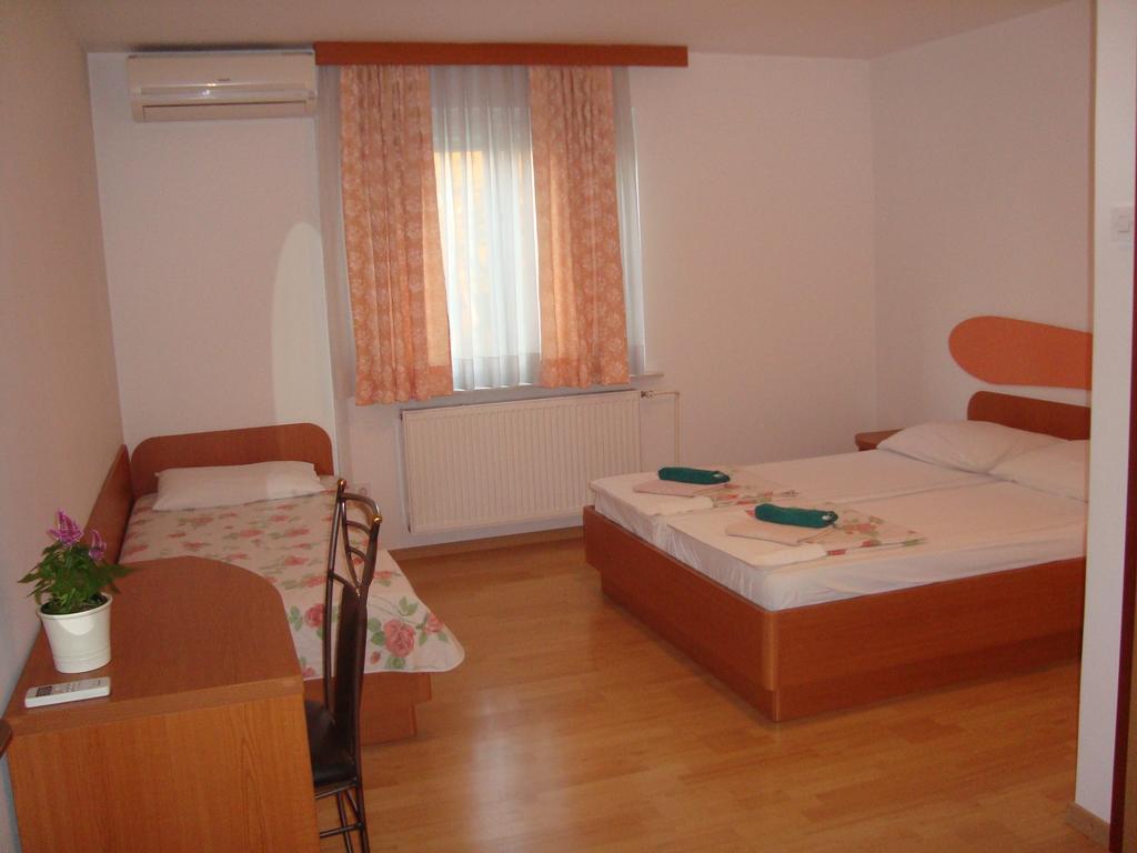 Guesthouse Koprivec Liubliana Quarto foto